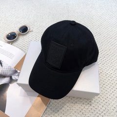 Boné Loewe
