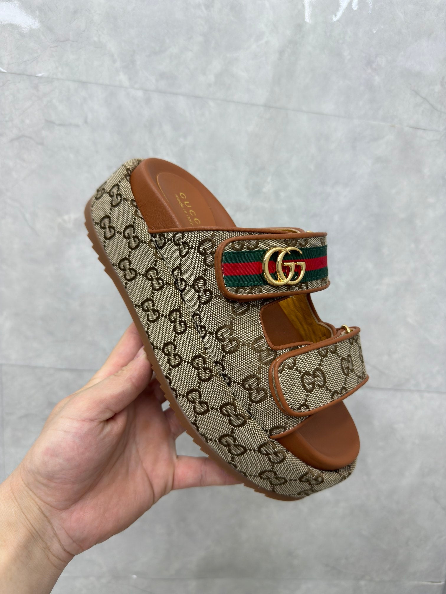 Sandália GG Plataforma Slider com Double Bege (Pronta entrega)
