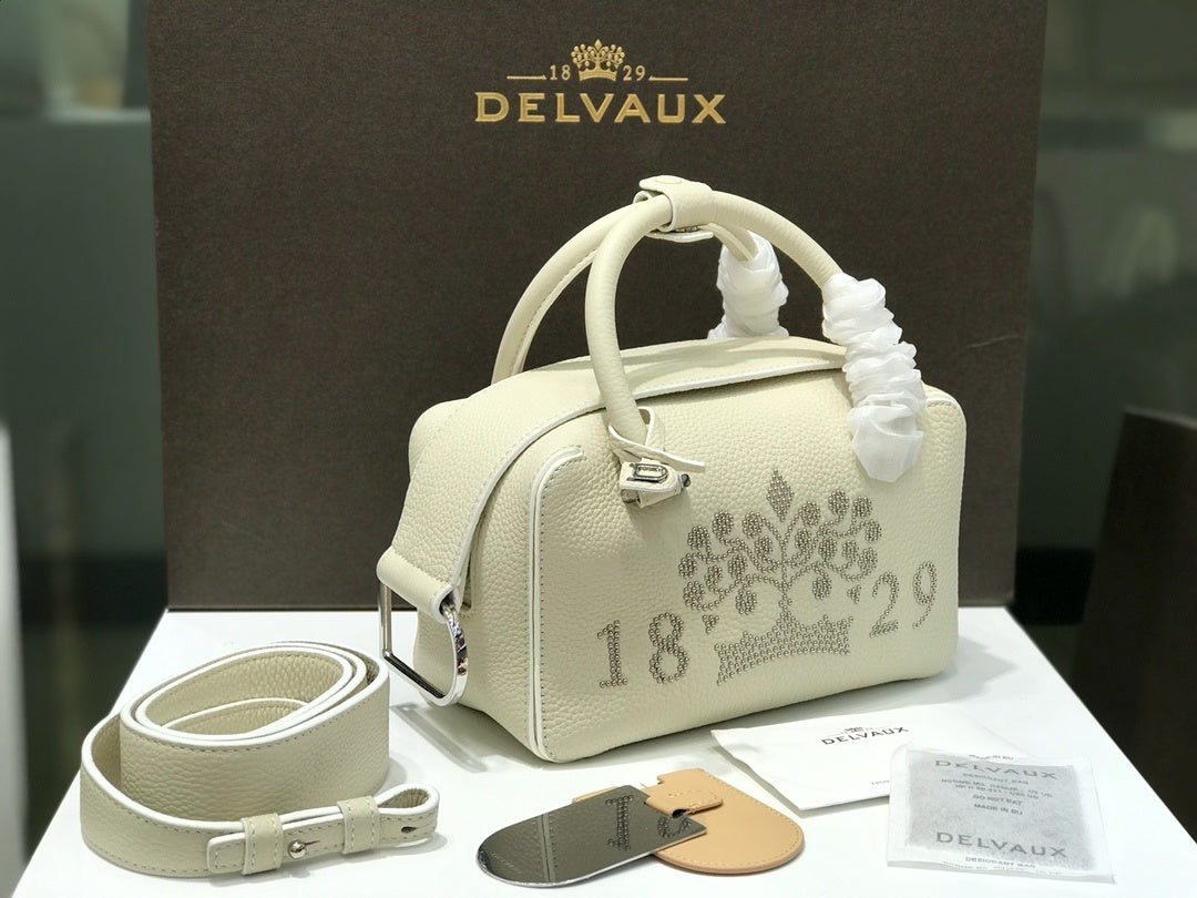 Delvaux Cool Box Mini 1829 Ivory