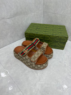 Sandália GG Plataforma Slider com Double Bege (Pronta entrega)