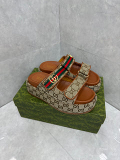 Sandália GG Plataforma Slider com Double Bege (Pronta entrega)