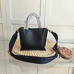 Coach Willow Tote 24 Pebble Leather Black Ferragens Douradas