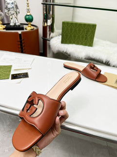 Gucci Sandália Interlocking G Caramelo