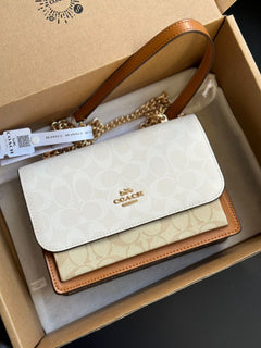 Coach Mini Klare Crossbody Bag Off White Ferragens Douradas