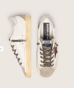 Golden Goose Super-Star com Estrela de Glitter Bordô e Talão Prateado .