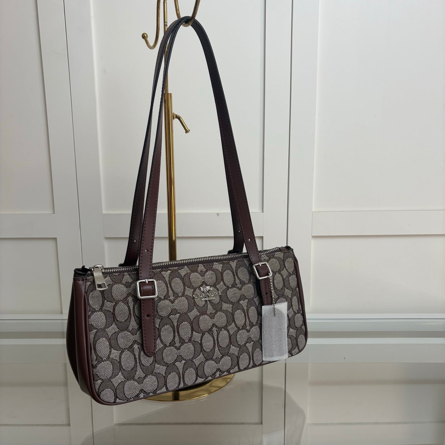 Coach Asher Shoulder Bag em Signature Canvas Grafite e Café
