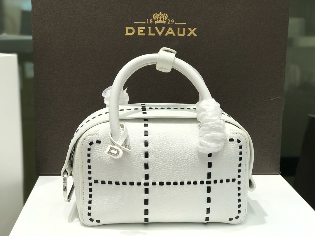 Delvaux Cool Box White Costura Contrastante