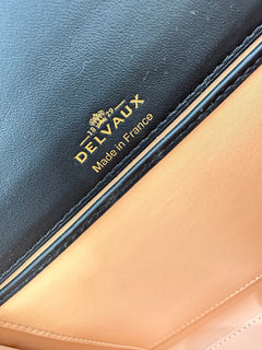 Delvaux Tempête MM Black Ferragens Douradas