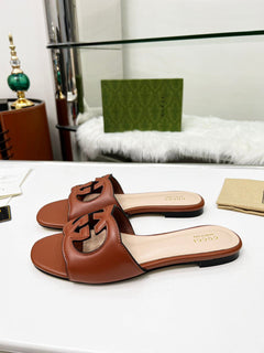 Gucci Sandália Interlocking G Caramelo