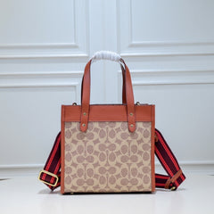 Coach Field Tote 22 Signature Canvas Khaki Ferragens Douradas