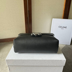 Celine Victoire Black