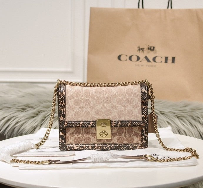 Coach Hutton Signature Snake Chain Bag Ferragens Douradas