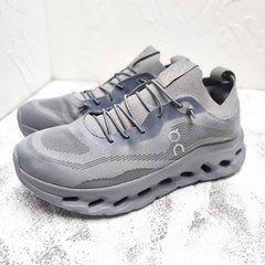LOEWE x On Cloudtilt Grey.