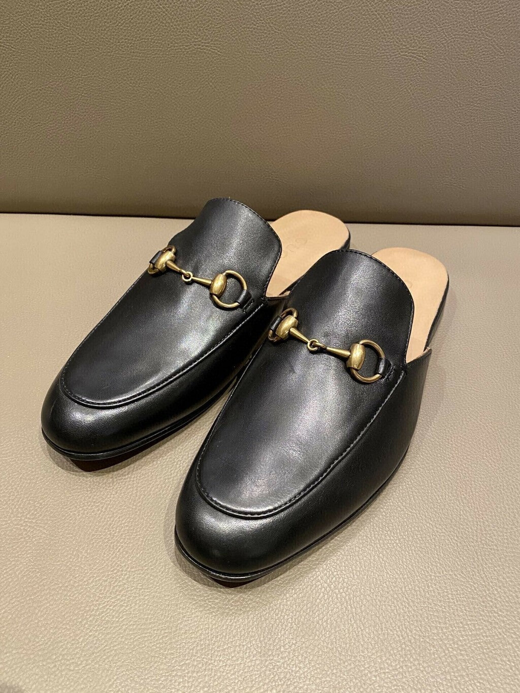 Gucci Princetown Slipper Black Leather.