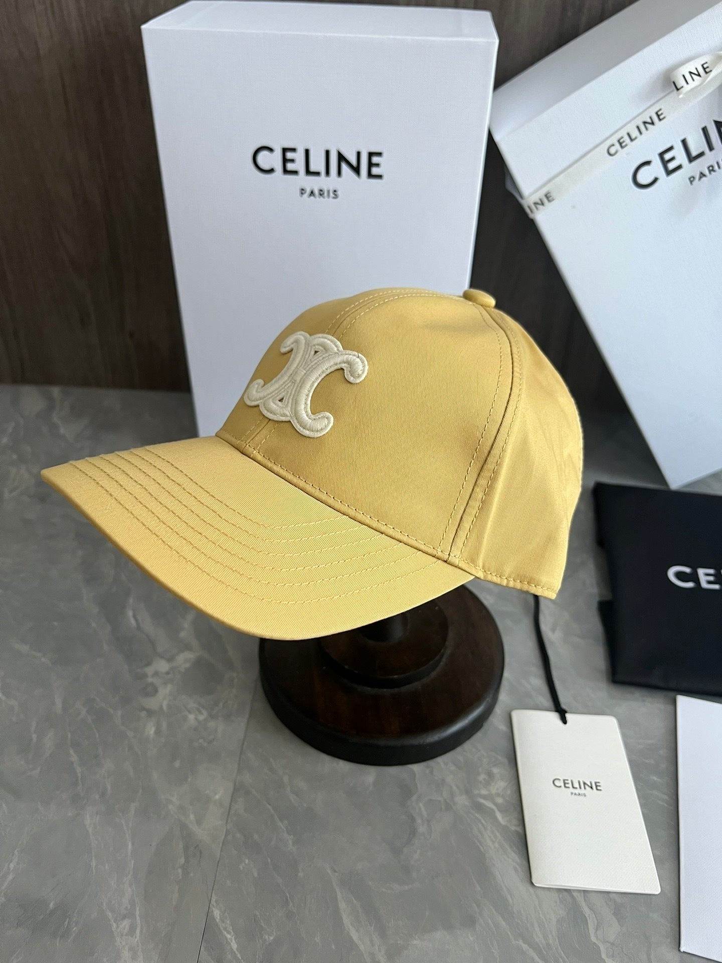 Boné Celine White and Off-White