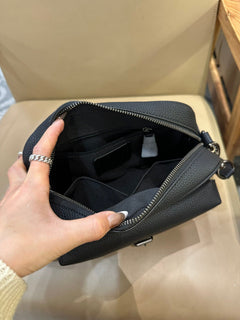 Bolsa Transversal Coach Warner em Canvas Signature Black
