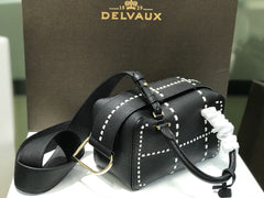 Delvaux Cool Box Black Costura Contrastante