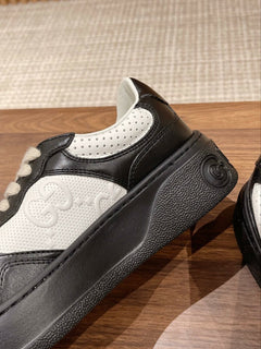 Gucci GG Sneaker Black White