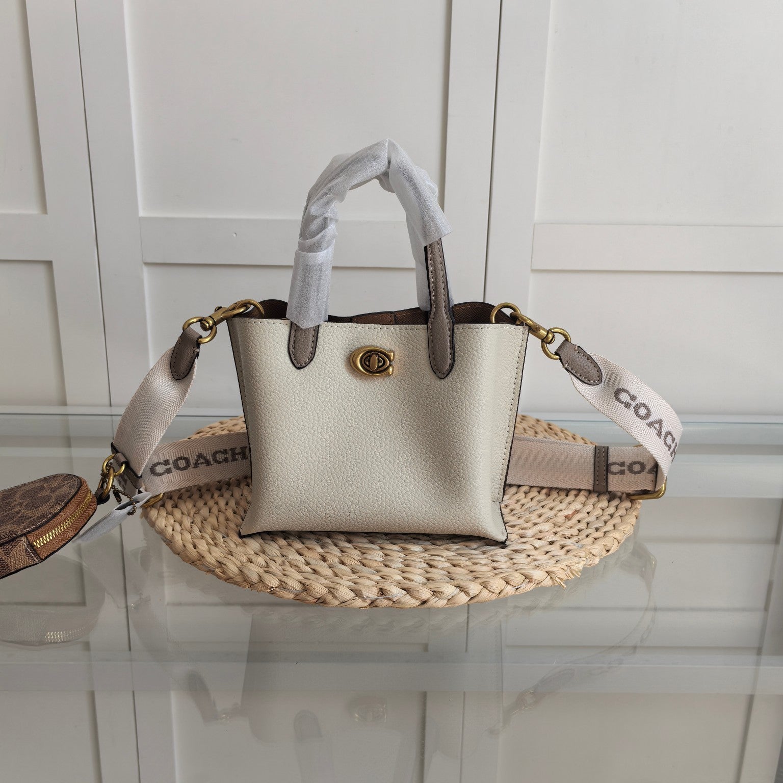 Coach Willow Tote 24 Pebble Leather Beje Ferragens Douradas