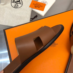 Hermes Izmir Sandal Gold Smooth Calfskin Leather.