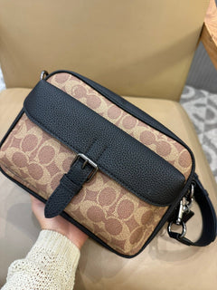 Bolsa Transversal Coach Warner em Canvas Signature Khaki Black