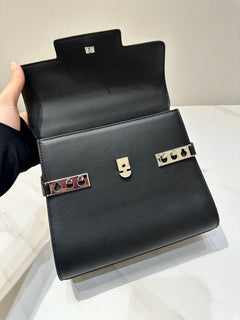 Delvaux Tempête MM Black Ferragens Prata