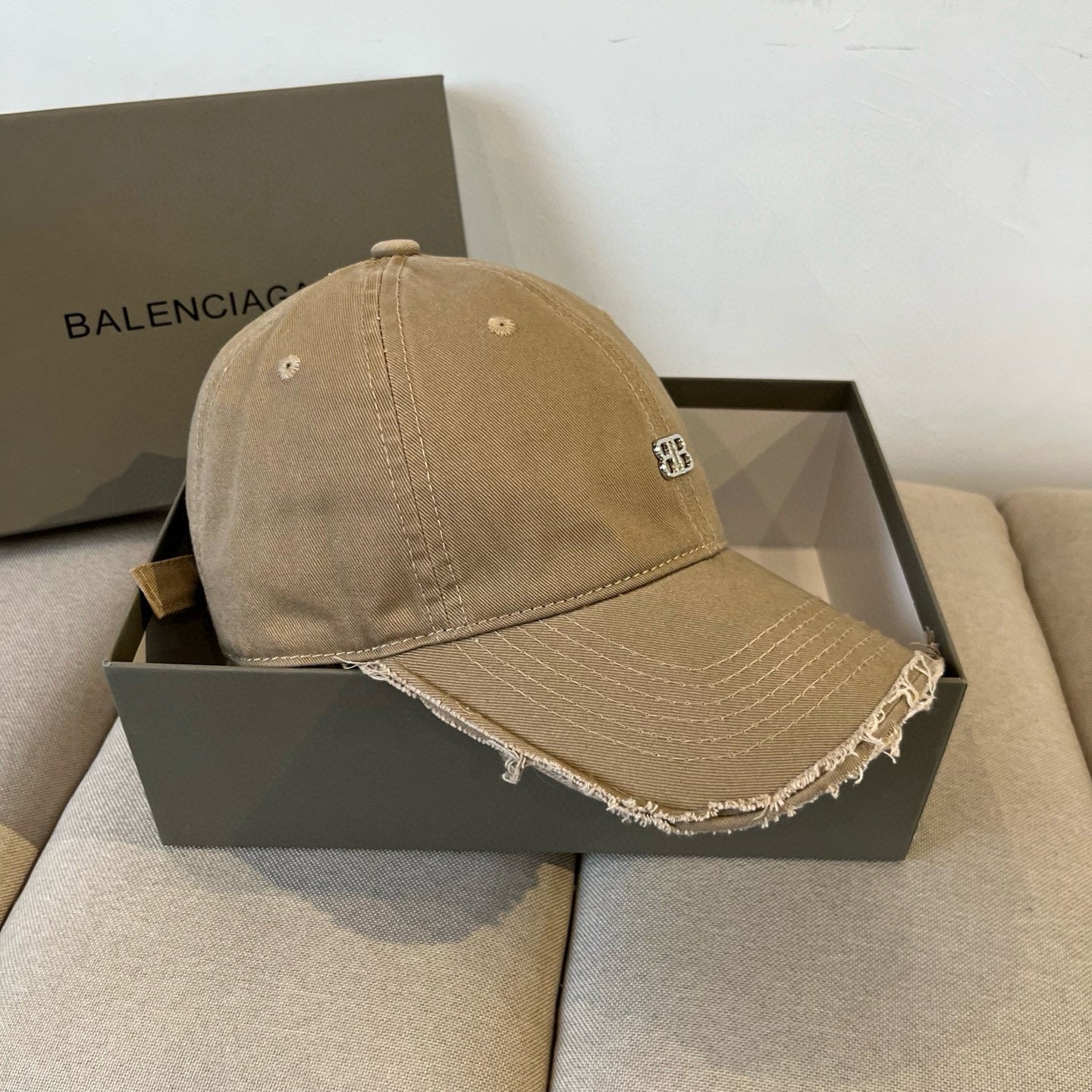 Boné Balenciaga Brown