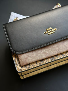 Coach Mini Klare Crossbody Bag Taupe Snake Com Preto Ferragens Douradas