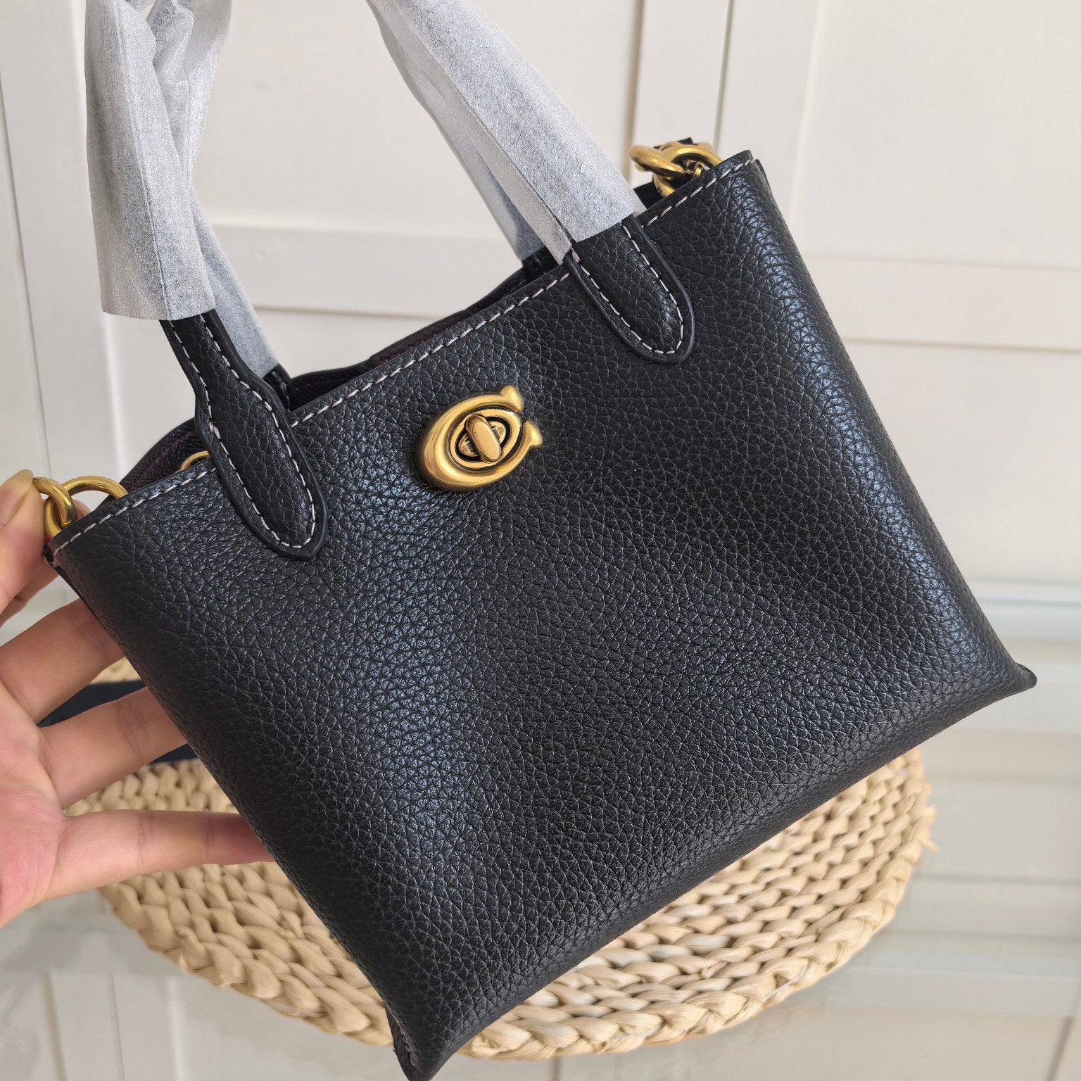 Coach Willow Tote 24 Pebble Leather Black Ferragens Douradas