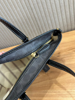 Coach Taxi Tote 21 Signature Black Ferragens Douradas