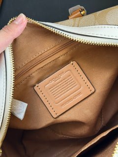 Coach Rowan Satchel Beje / Off-White Signature Canvas