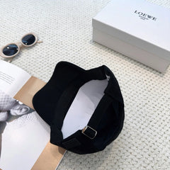 Boné Loewe