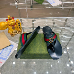 GUCCI Red & Green Kika Thong Sandals (FEMININO)