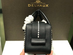 Delvaux Cool Box Black Costura Contrastante