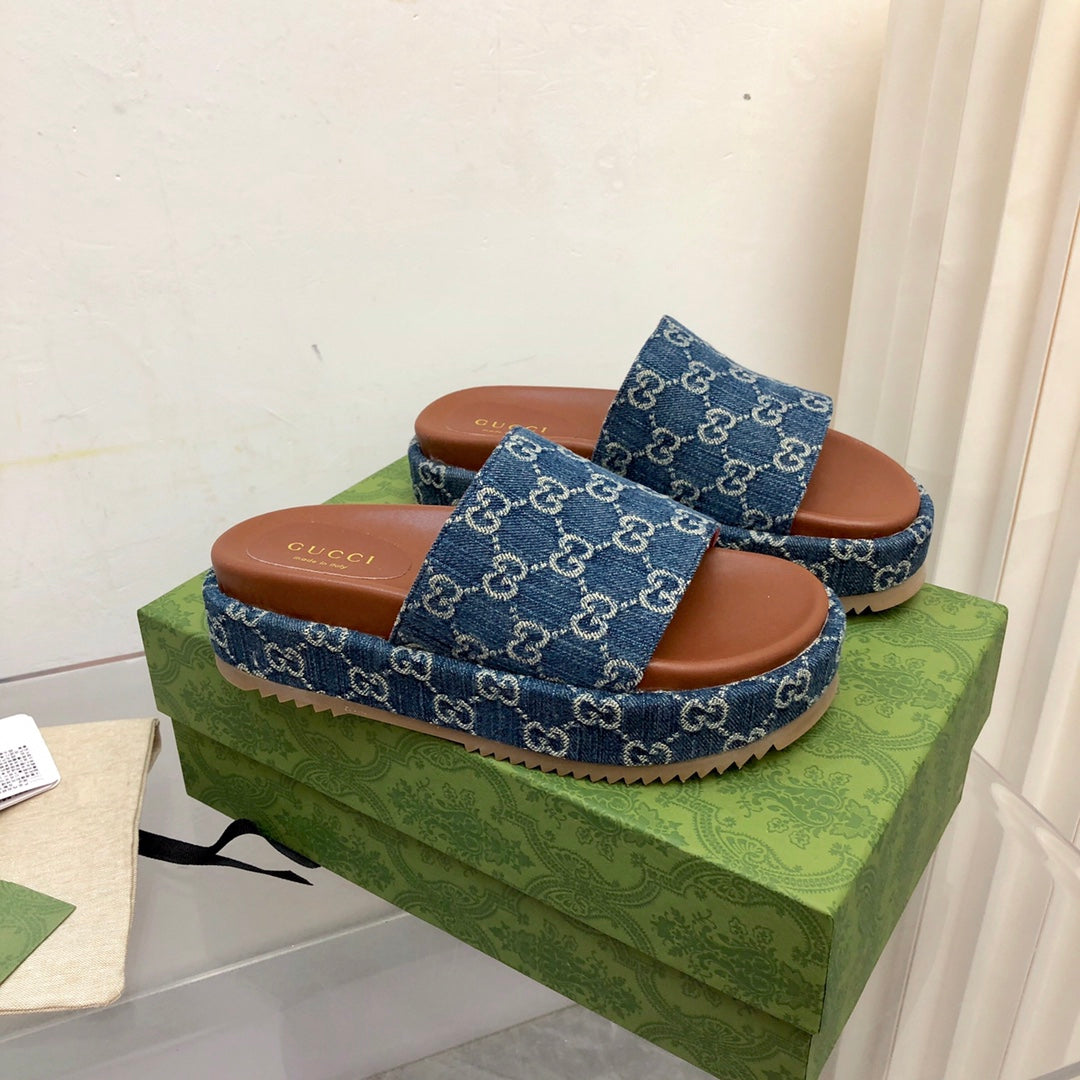 Gucci Angelina Platform 55 mm Sandal Jacquard Denim.