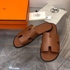 Hermes Izmir Sandal Gold Smooth Calfskin Leather.