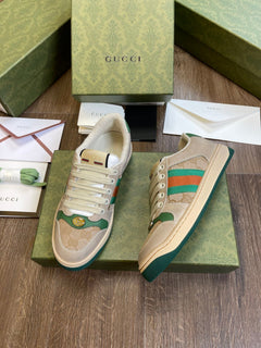 Gucci Screener GG Canvas Distressed