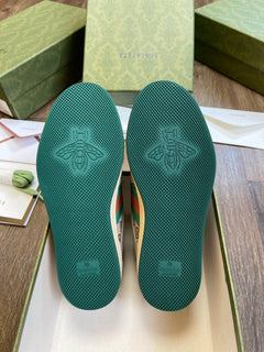 Gucci Screener GG Canvas Distressed