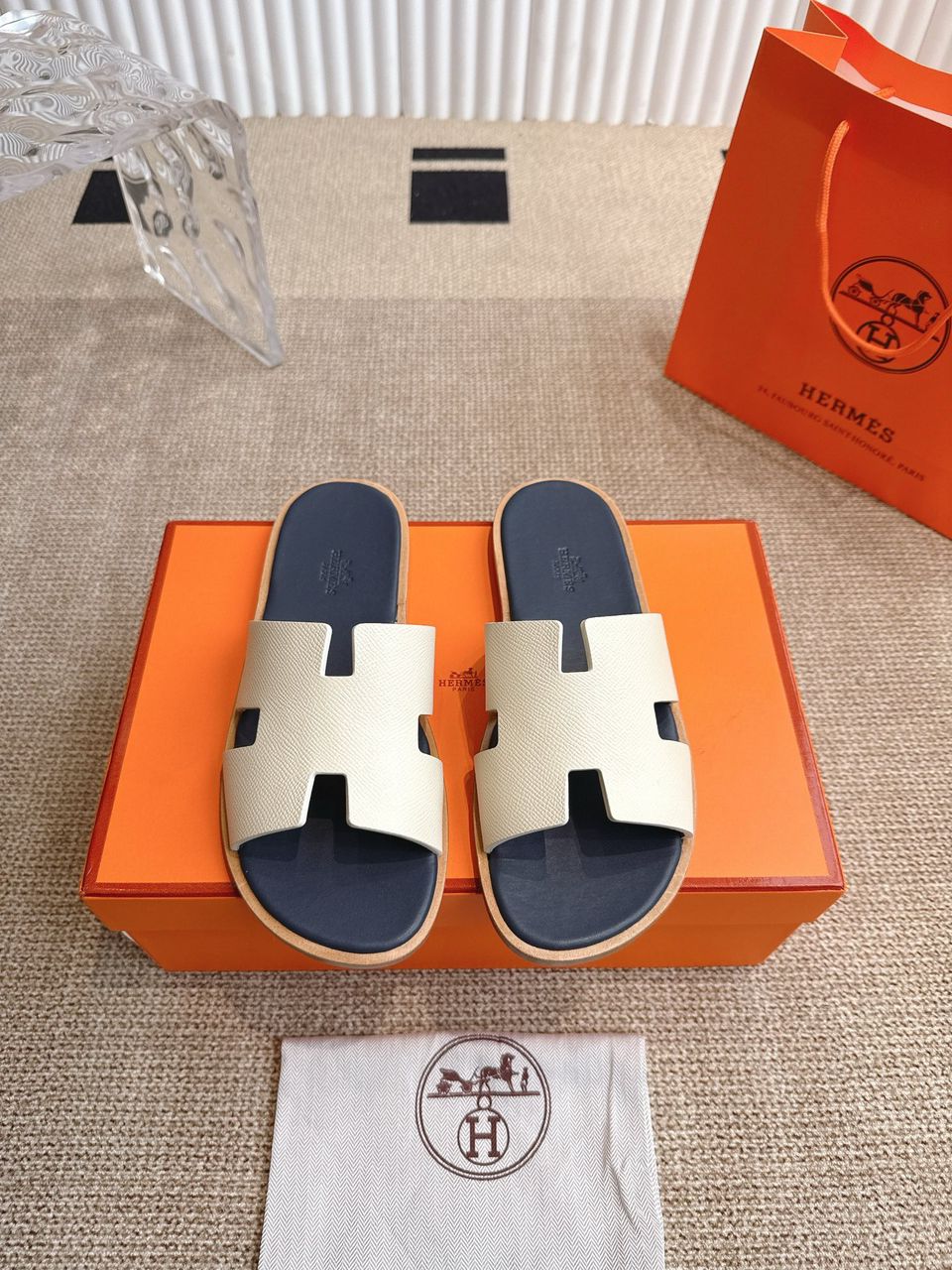 Hermes Izmir Sandal Blanc de Paris.