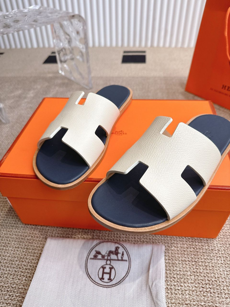 Hermes Izmir Sandal Blanc de Paris.