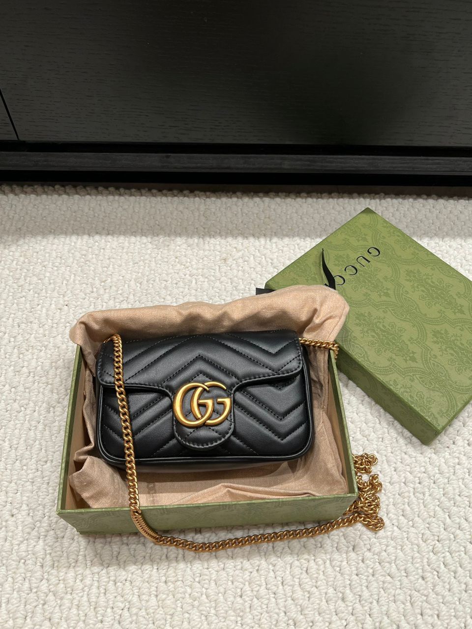Gucci GG Marmont Mini Bag Black.