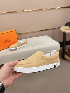 Hermes Slip-On Kiddy.