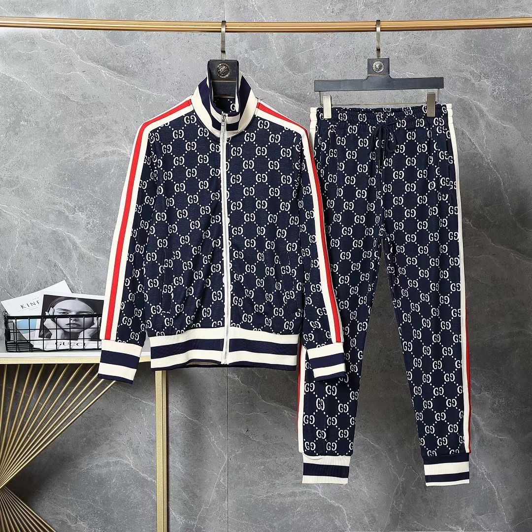Conjunto Gucci Jacquard Monogram