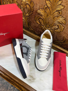 Tênis Ferragamo Gancini Leather