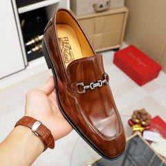 sapato ferragamo marrom.