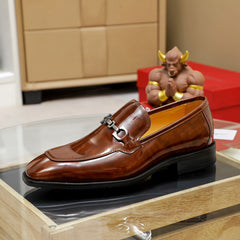 sapato ferragamo marrom.