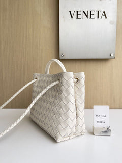 Bottega Veneta Andiamo Bag Medium White