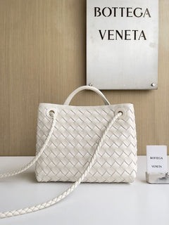 Bottega Veneta Andiamo Bag Medium White