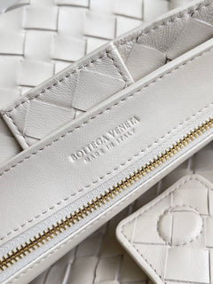 Bottega Veneta Andiamo Bag Medium White