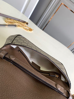 Gucci Blondie Shoulder Bag